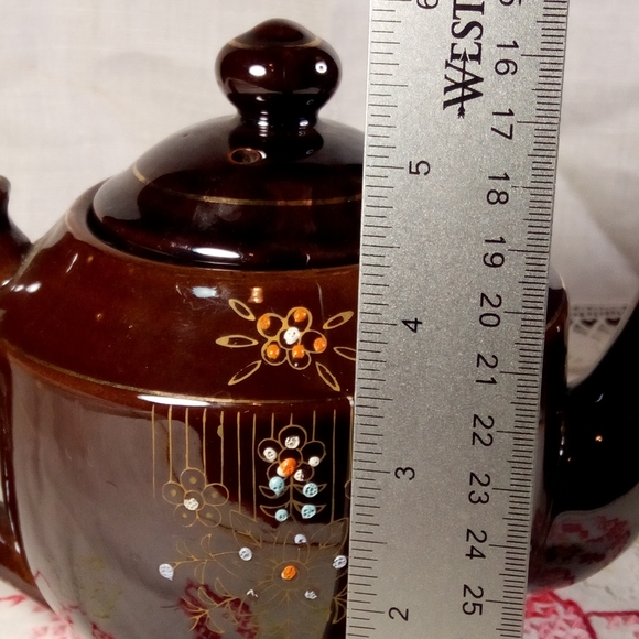 1960s Moriage Redware Teapots - Picture 15 of 16